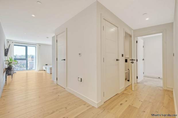 Additional Property Image 2 bedroom Apartment for sale in Brentwood 8