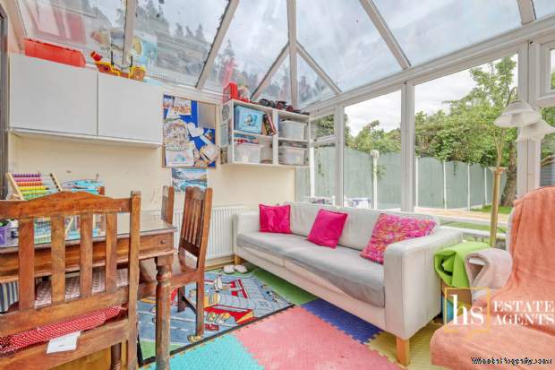 Additional Property Image 3 bedroom Semi Detached for sale in Brentwood 14