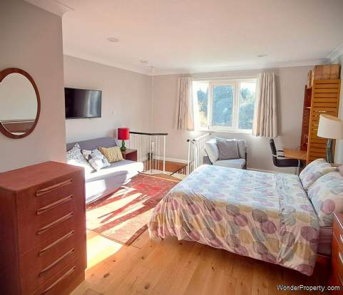 4 bedroom Detached to rent in Brentwood