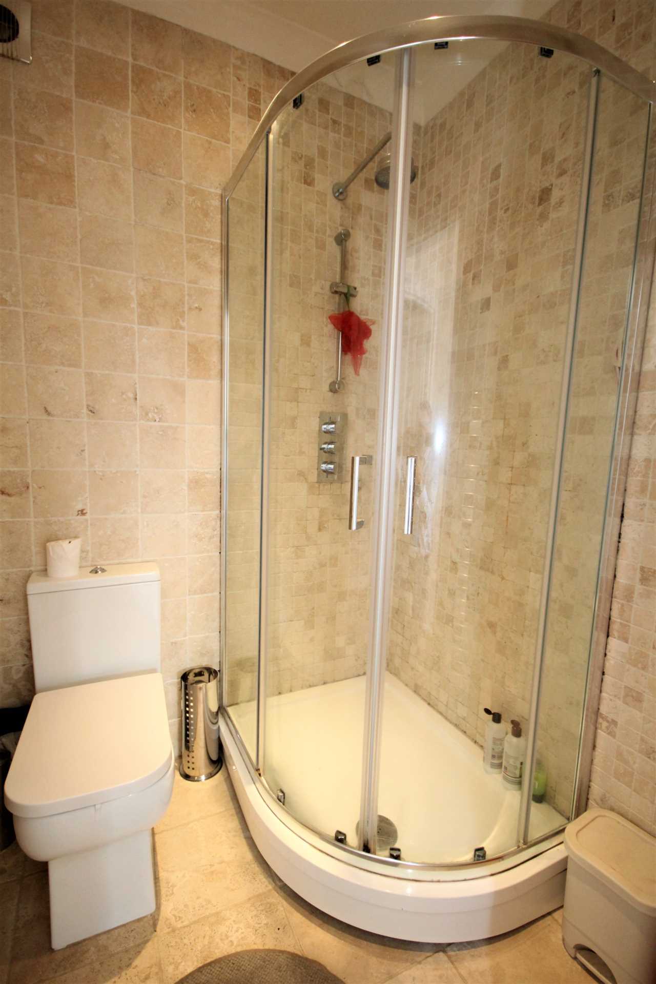 Additional Property Image 5 bedroom Semi Detached to rent in Romford 8