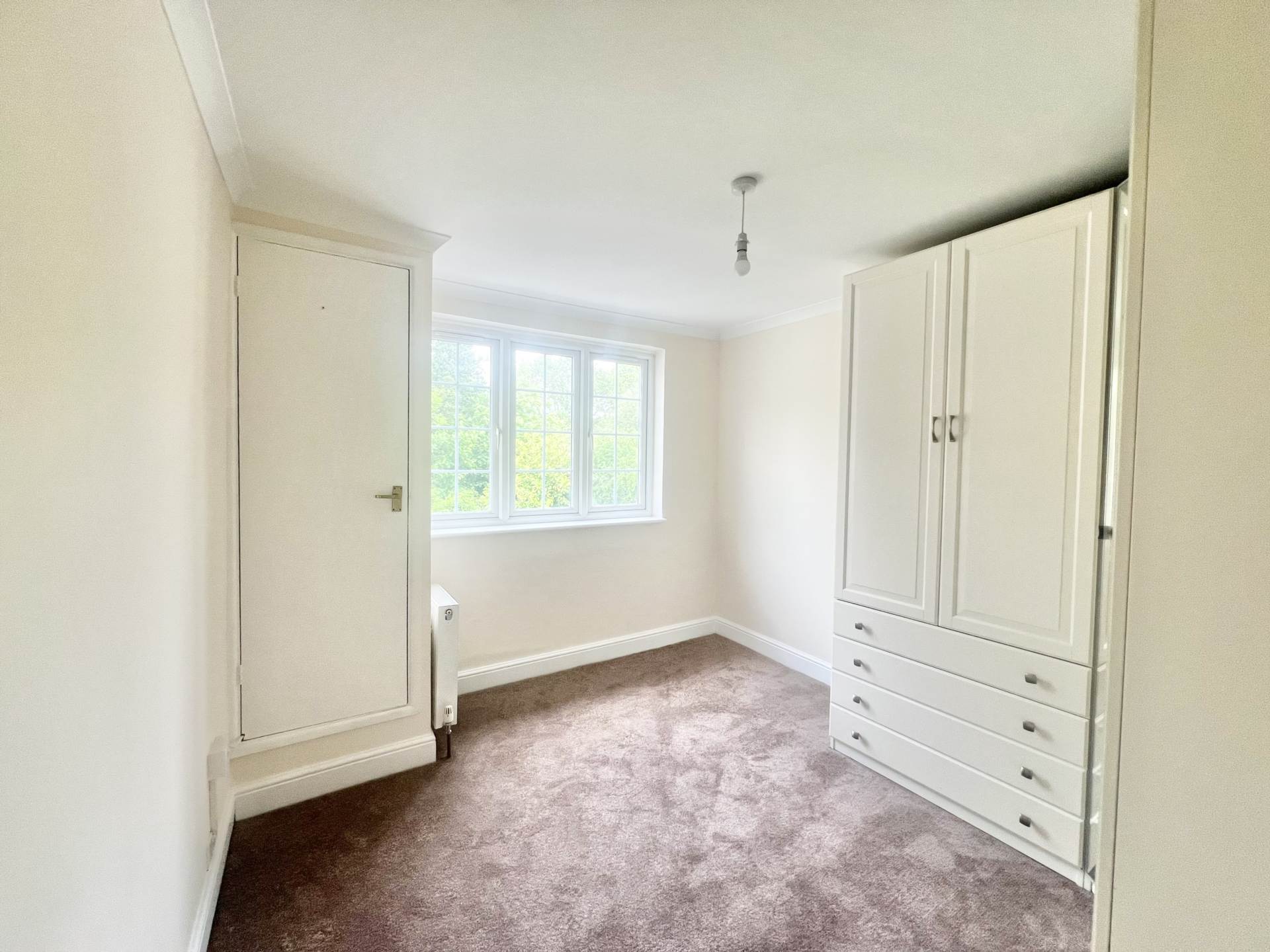 Additional Property Image 5 bedroom Semi Detached to rent in Romford 9