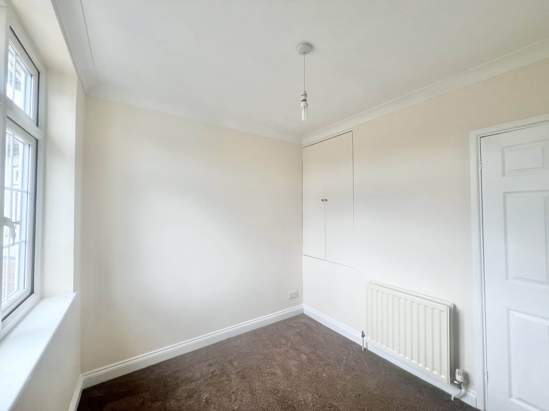 Additional Property Image 5 bedroom Semi Detached to rent in Romford 16