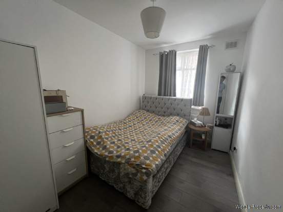 Additional Property Image 3 bedroom Maisonette for sale in Romford 5