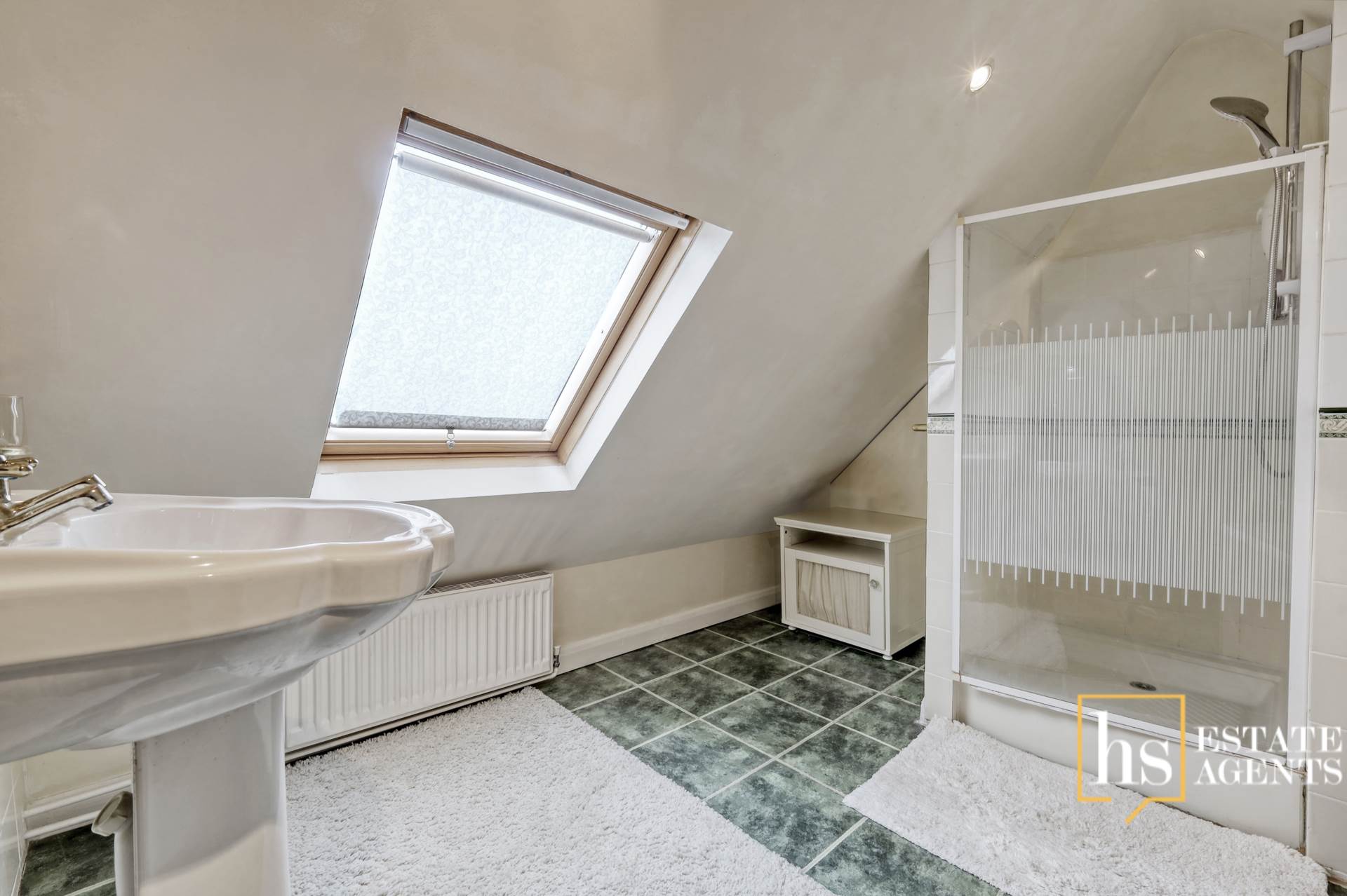 Additional Property Image 4 bedroom Detached for sale in Brentwood 27