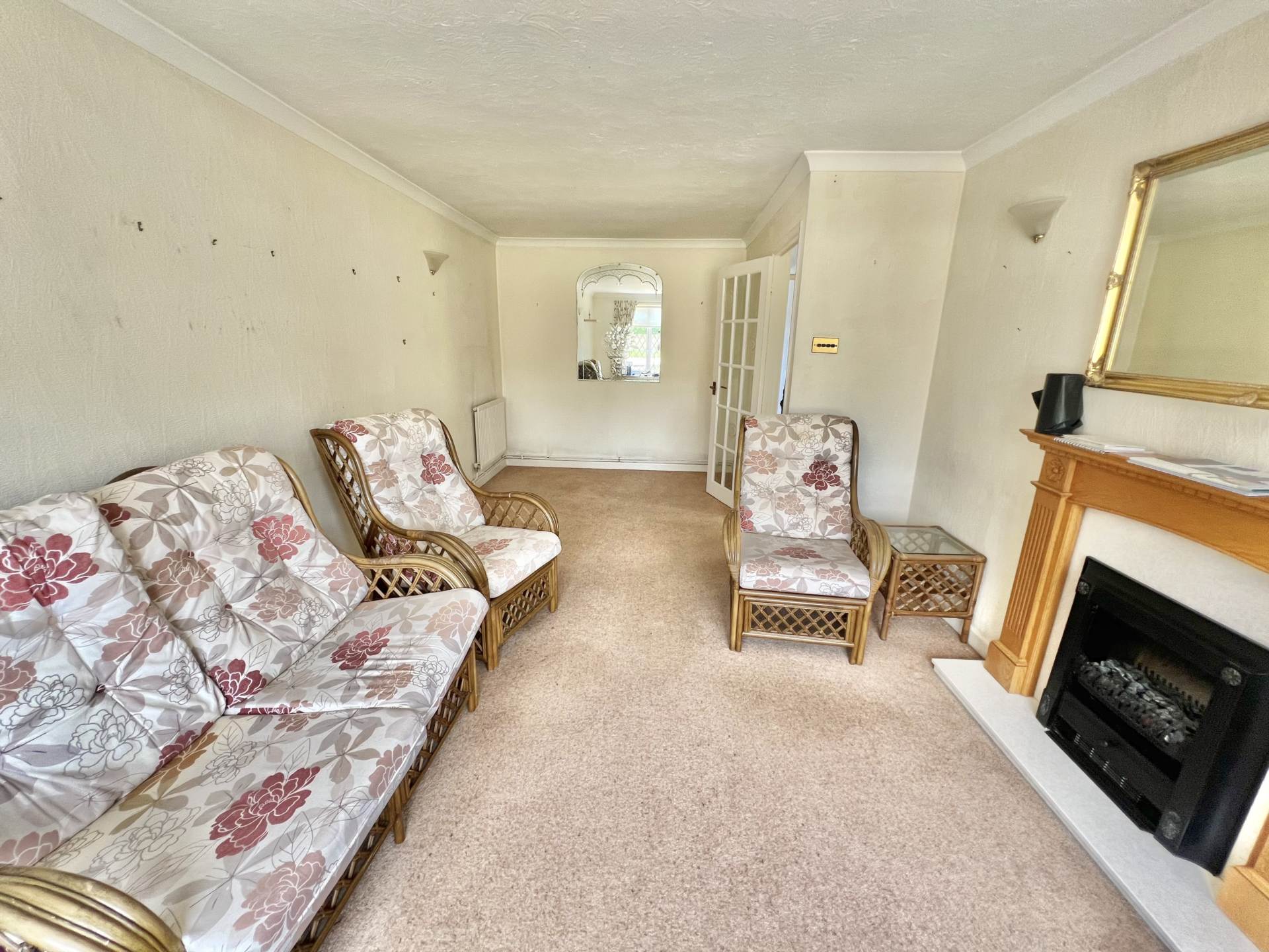 Additional Property Image 2 bedroom Detached Bungalow for sale in Brentwood 4