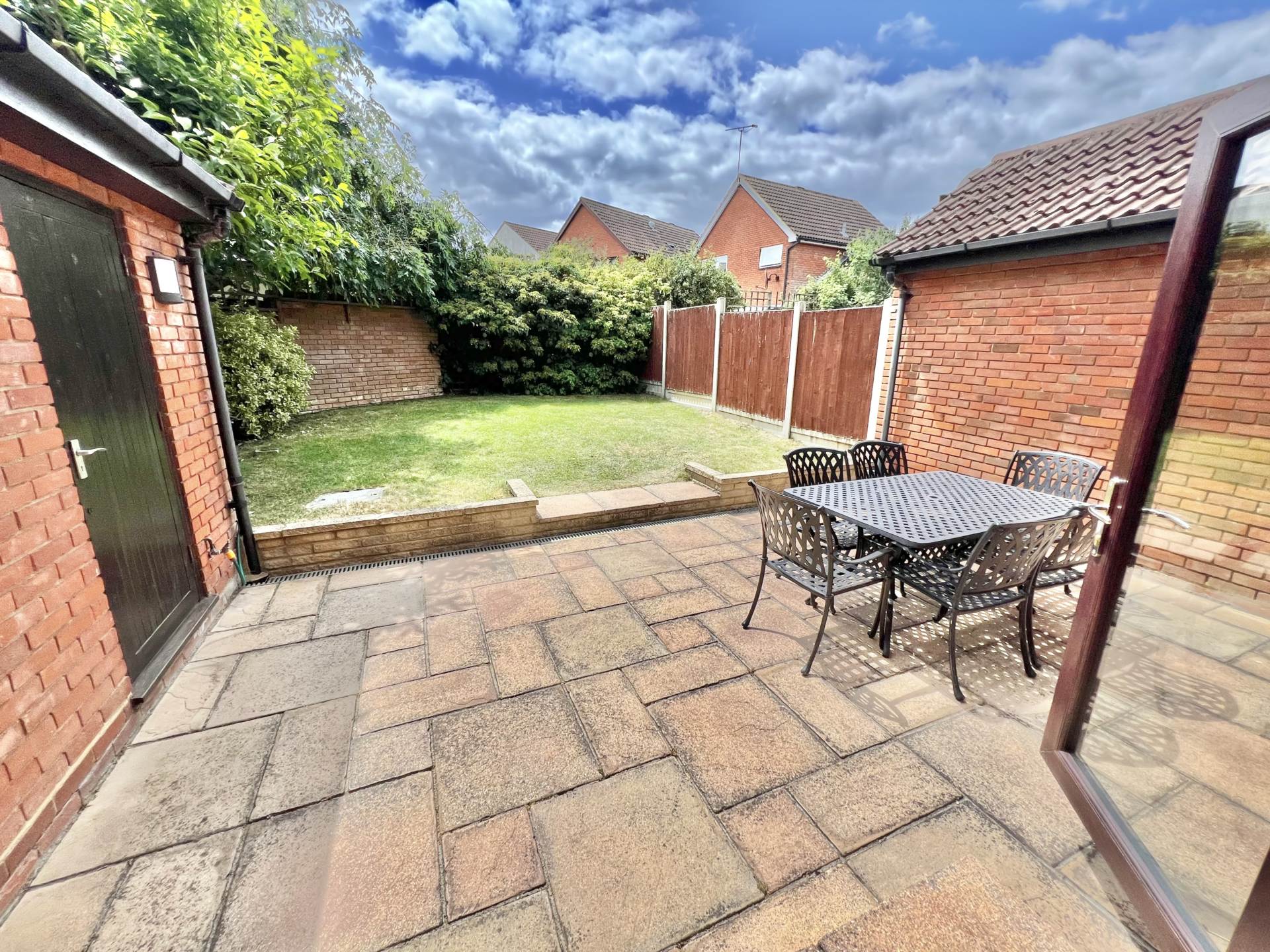 Additional Property Image 3 bedroom Semi Detached for sale in Brentwood 13