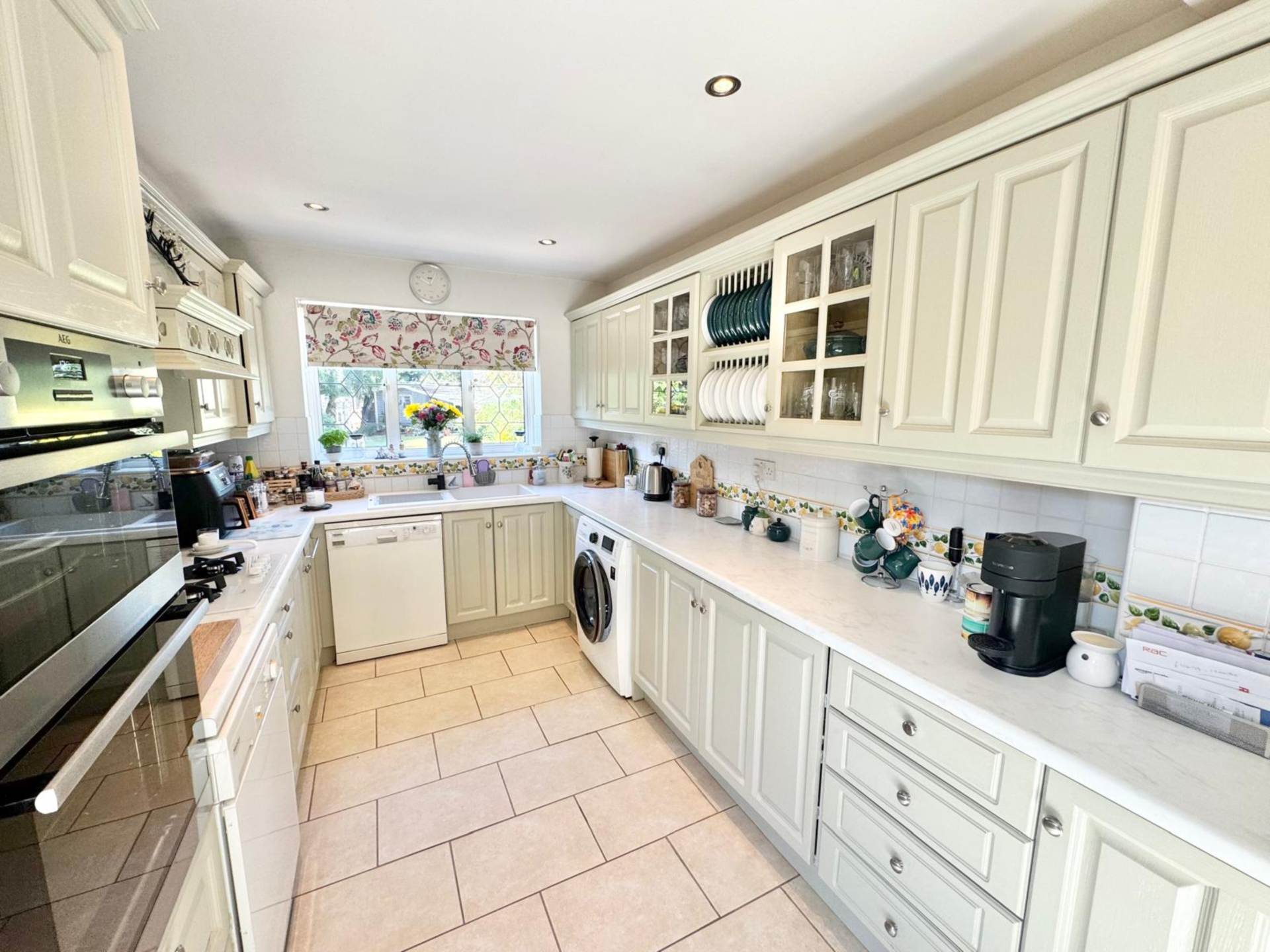 Additional Property Image 4 bedroom Detached for sale in Brentwood 4