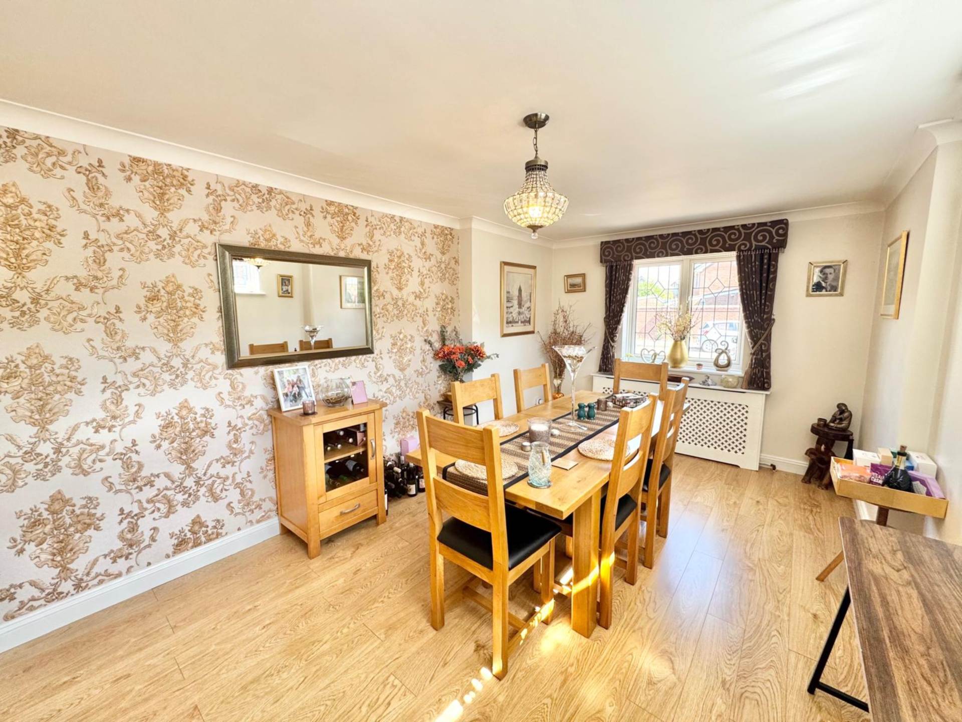 Additional Property Image 4 bedroom Detached for sale in Brentwood 6