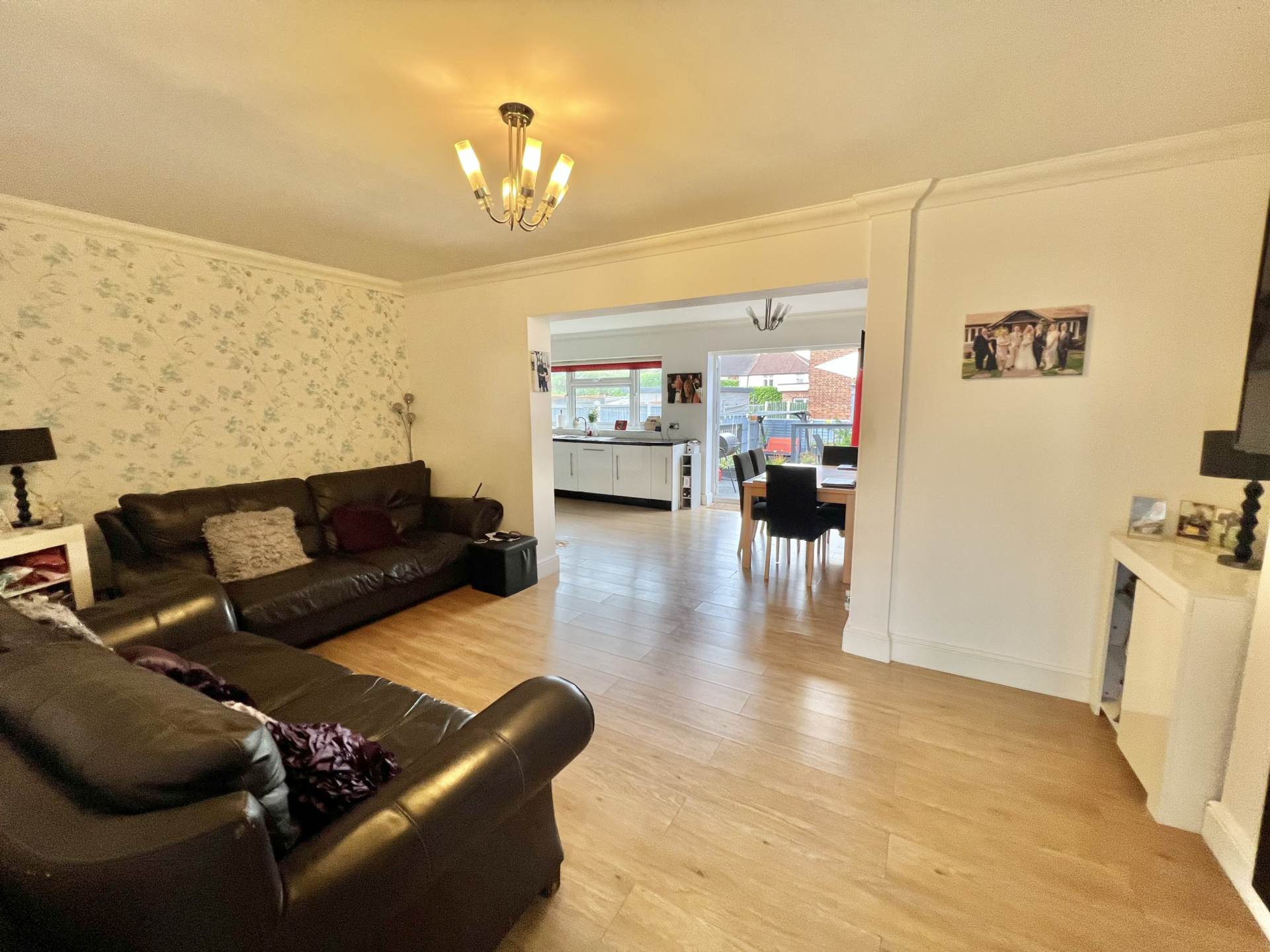 Additional Property Image 4 bedroom Semi Detached for sale in Brentwood 3