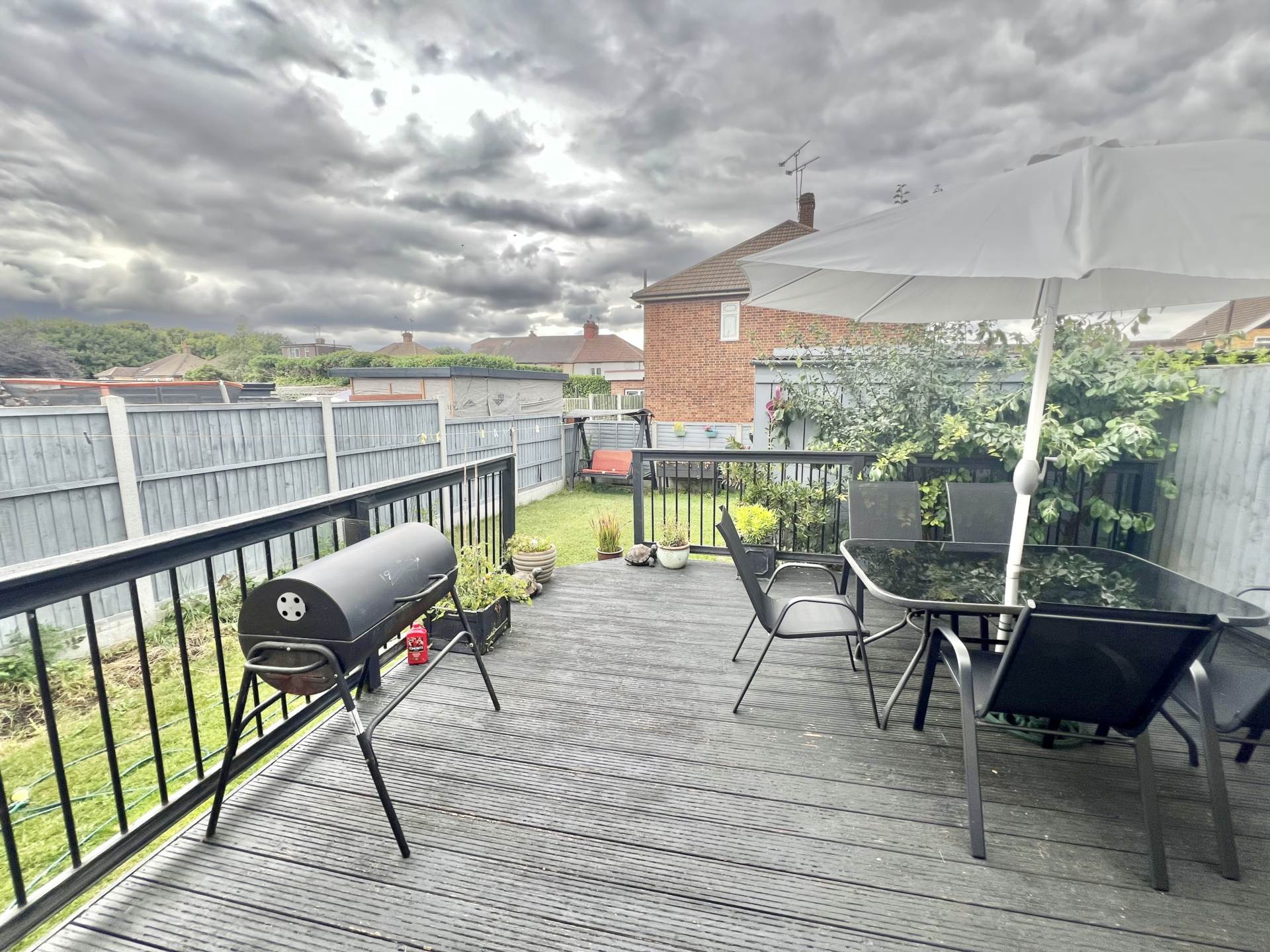 Additional Property Image 4 bedroom Semi Detached for sale in Brentwood 10