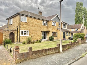 4 bedroom Semi Detached for sale in Brentwood