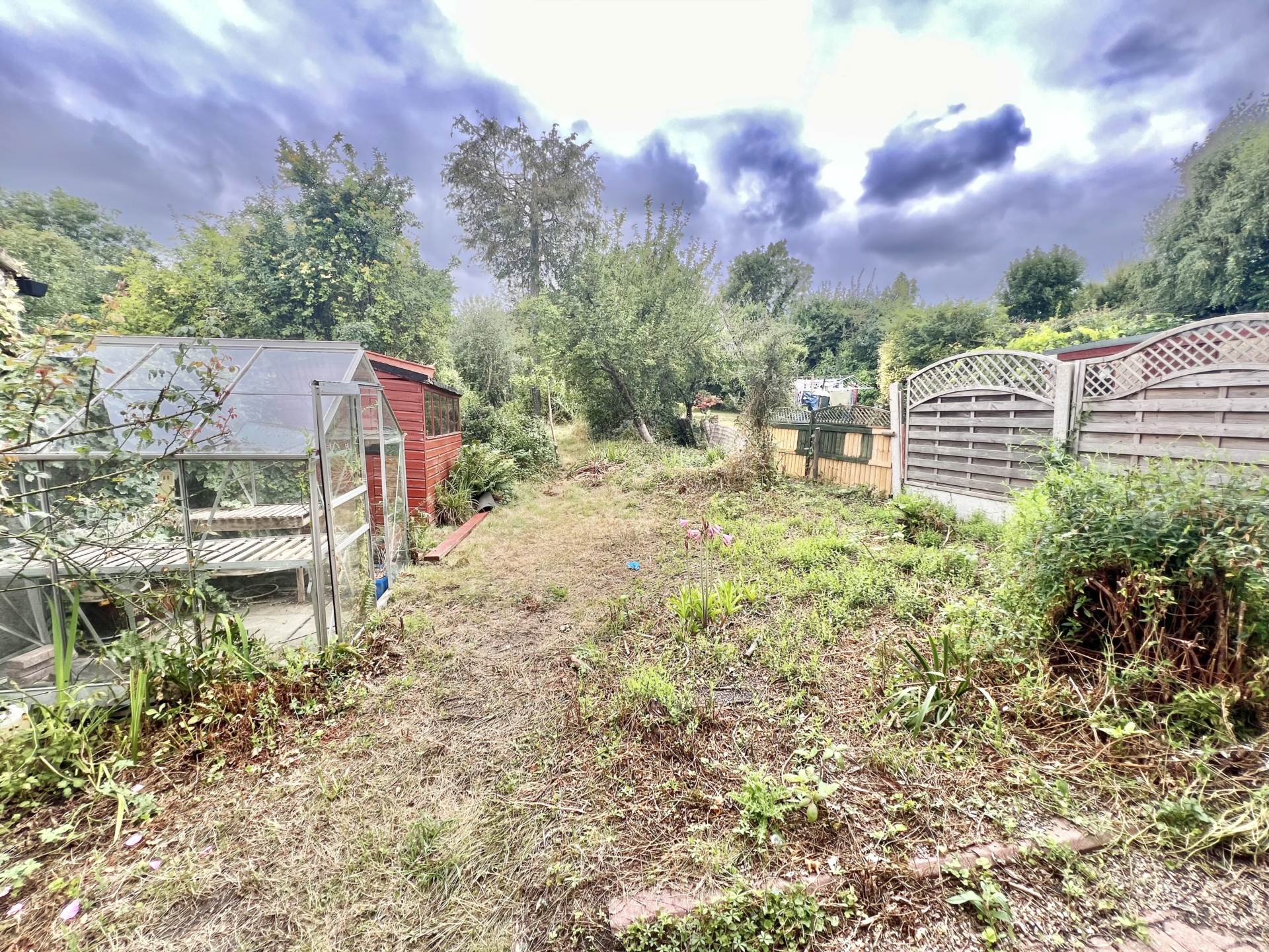 Additional Property Image 3 bedroom Semi Detached for sale in Upminster 10