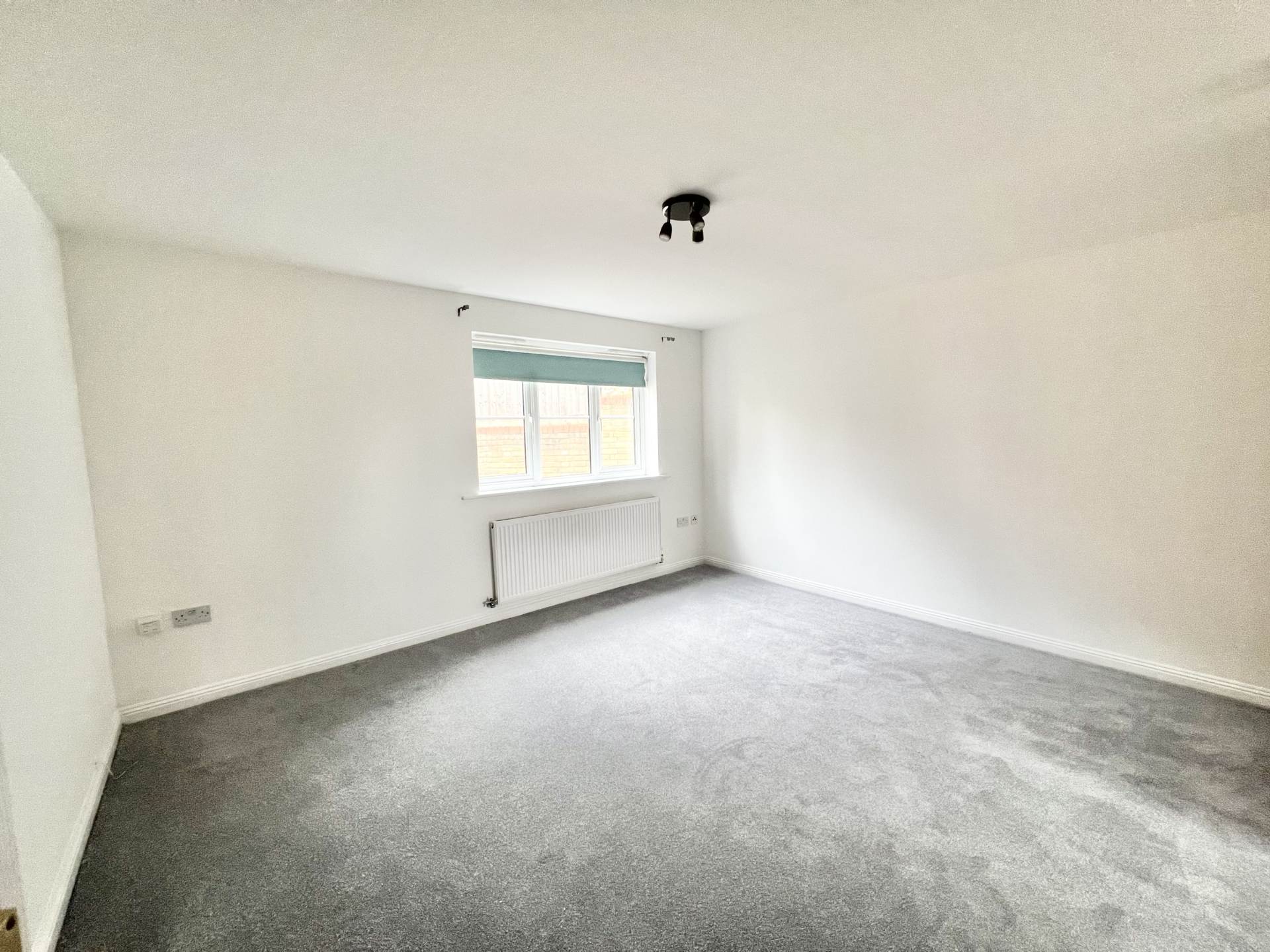Additional Property Image 2 bedroom Apartment to rent in Romford 2
