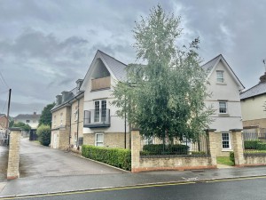 2 bedroom Apartment for sale in Brentwood