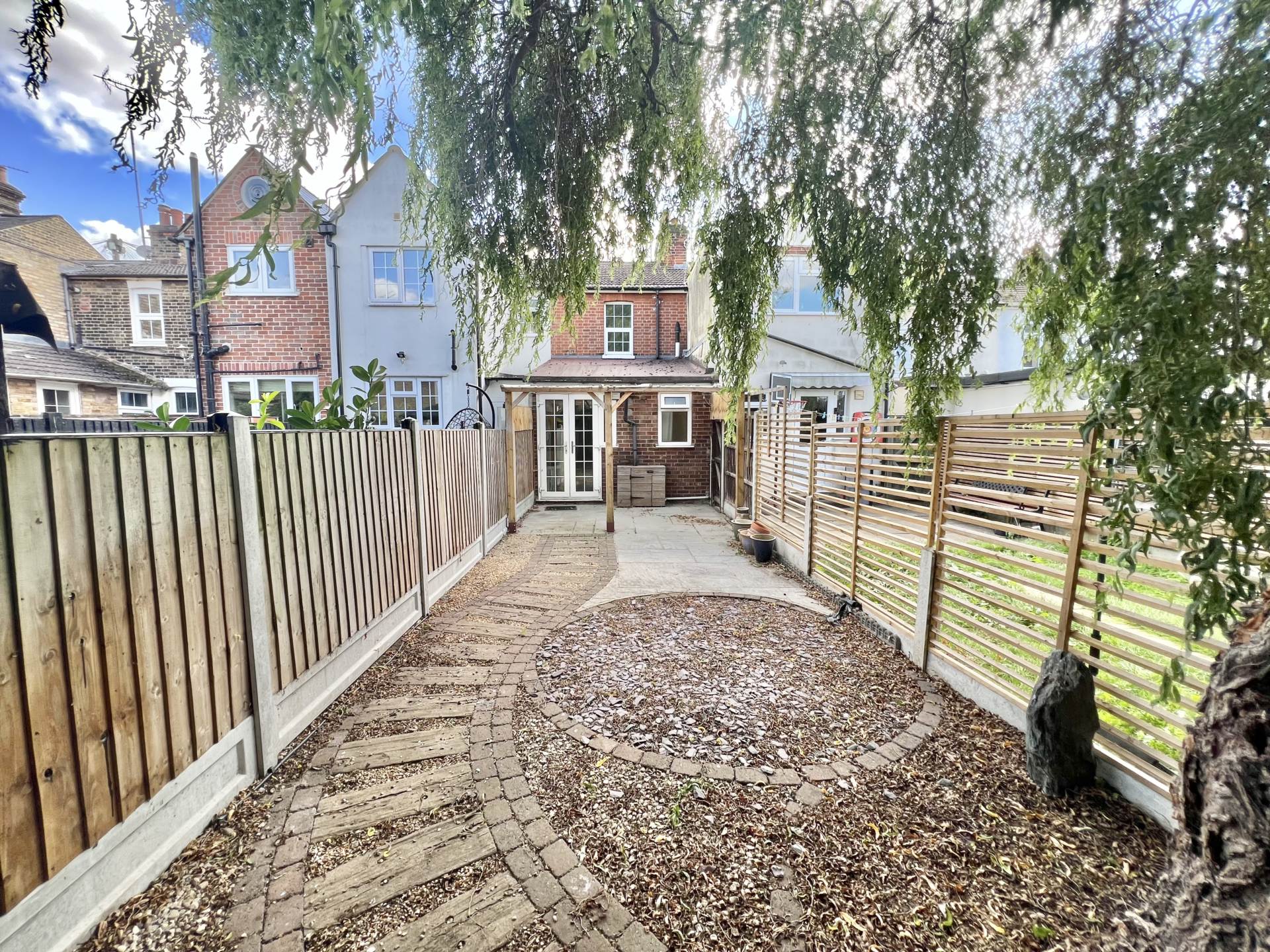 Additional Property Image 2 bedroom Terraced for sale in Brentwood 8
