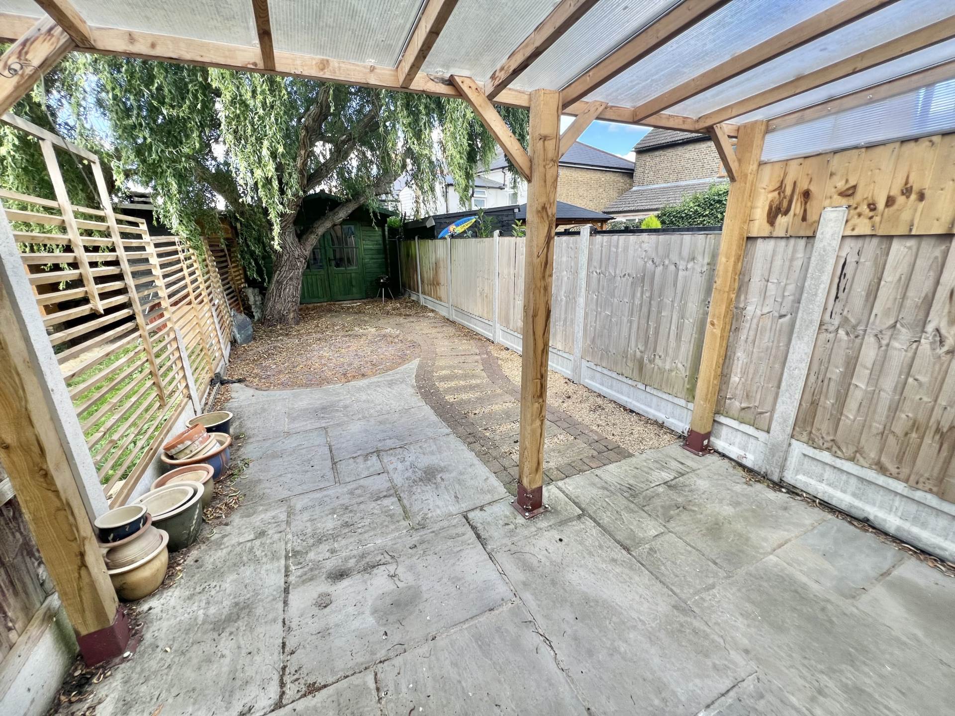 Additional Property Image 2 bedroom Terraced for sale in Brentwood 9