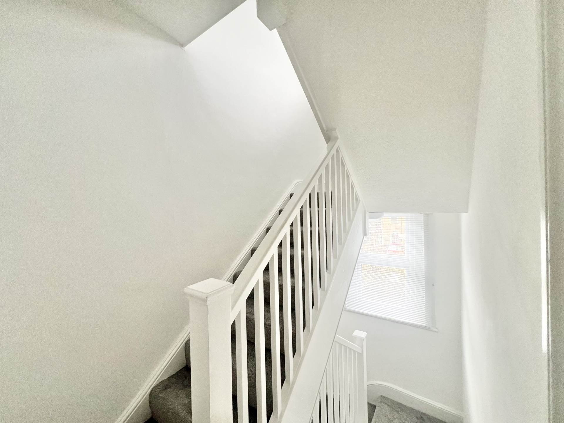 Additional Property Image 2 bedroom Apartment to rent in Brentwood 4