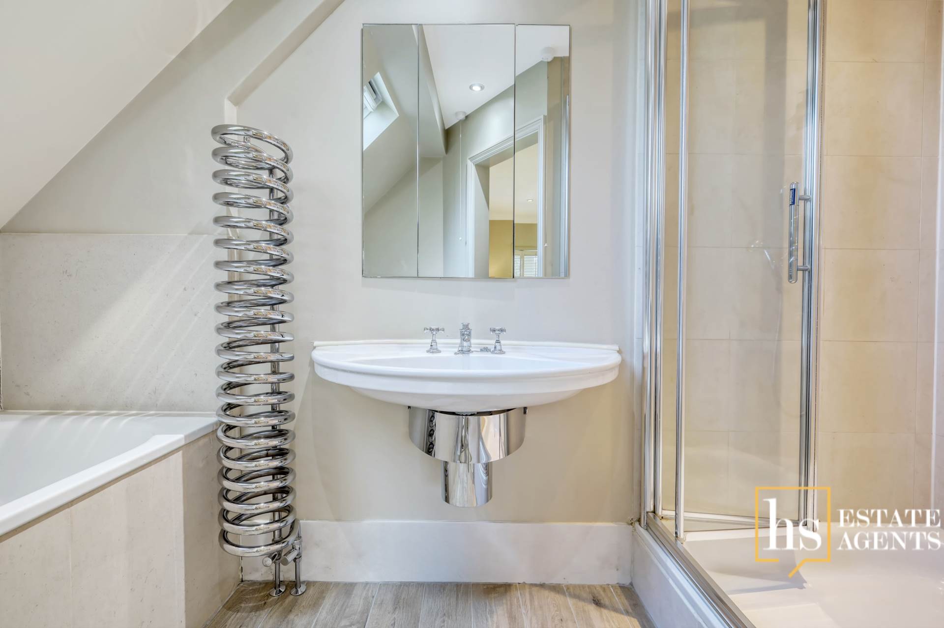 Additional Property Image 5 bedroom Detached for sale in Brentwood 18