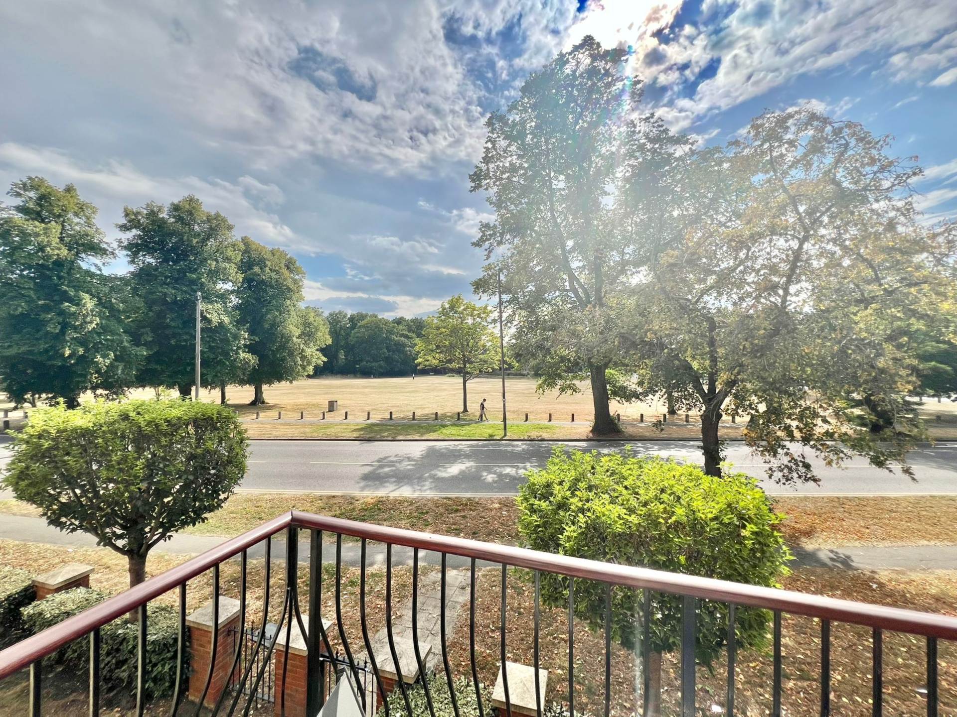 Additional Property Image 2 bedroom Apartment for sale in Brentwood 4