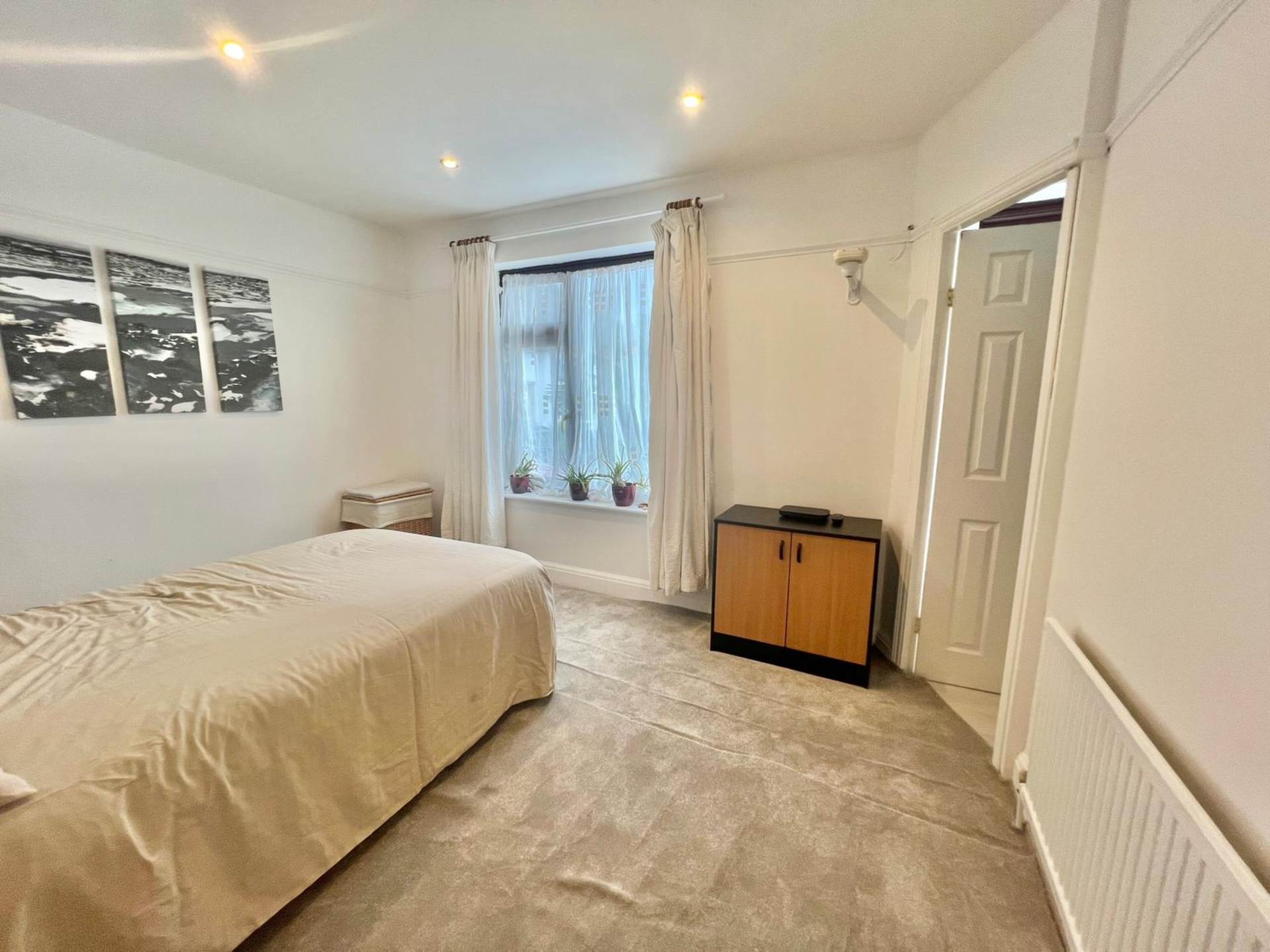 Additional Property Image 3 bedroom Detached for sale in Brentwood 7