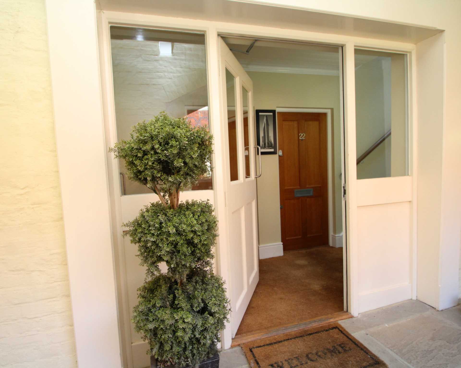 Additional Property Image 1 bedroom Apartment for sale in Brentwood 10