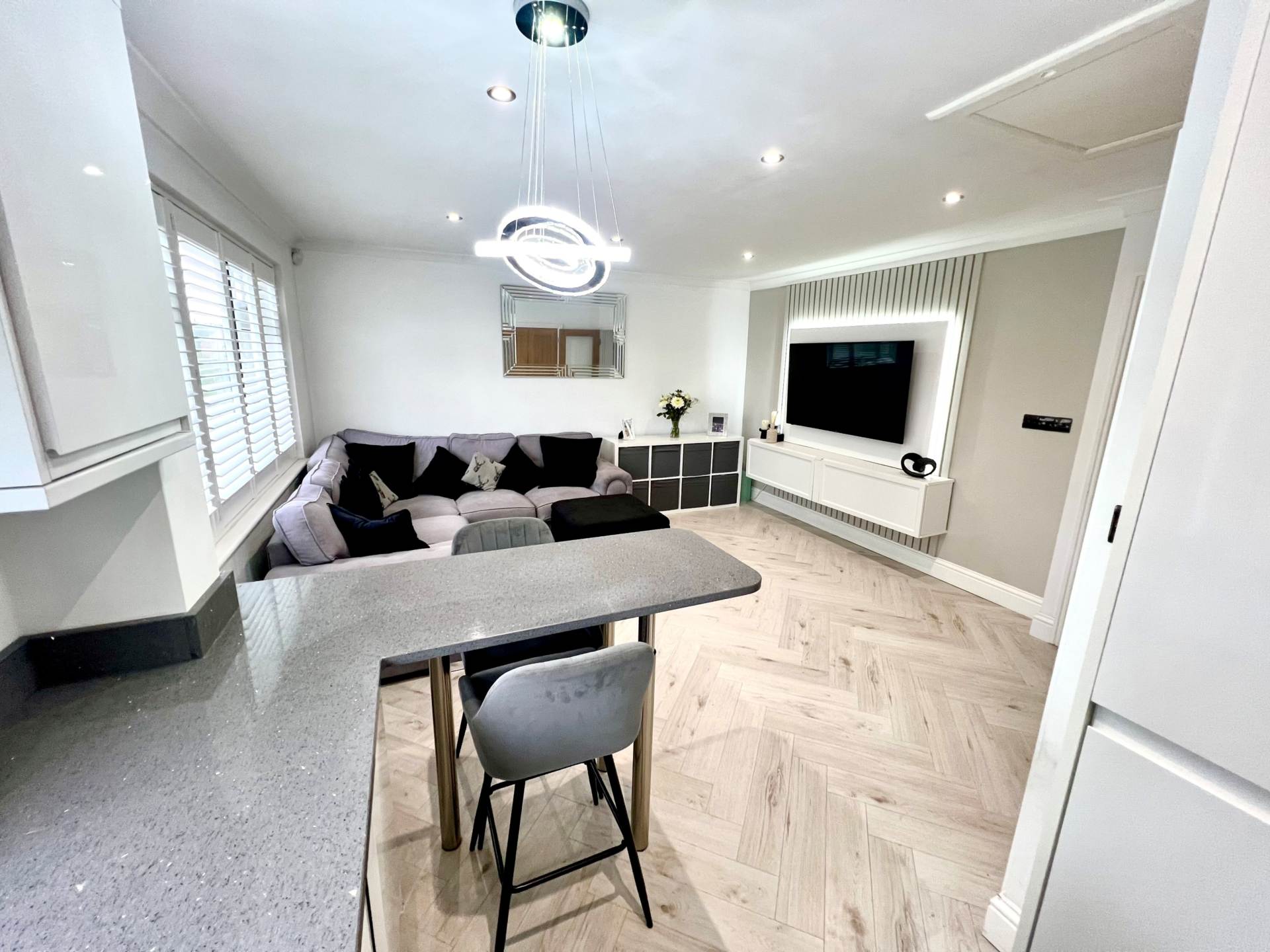 Additional Property Image 2 bedroom Maisonette for sale in Brentwood 3