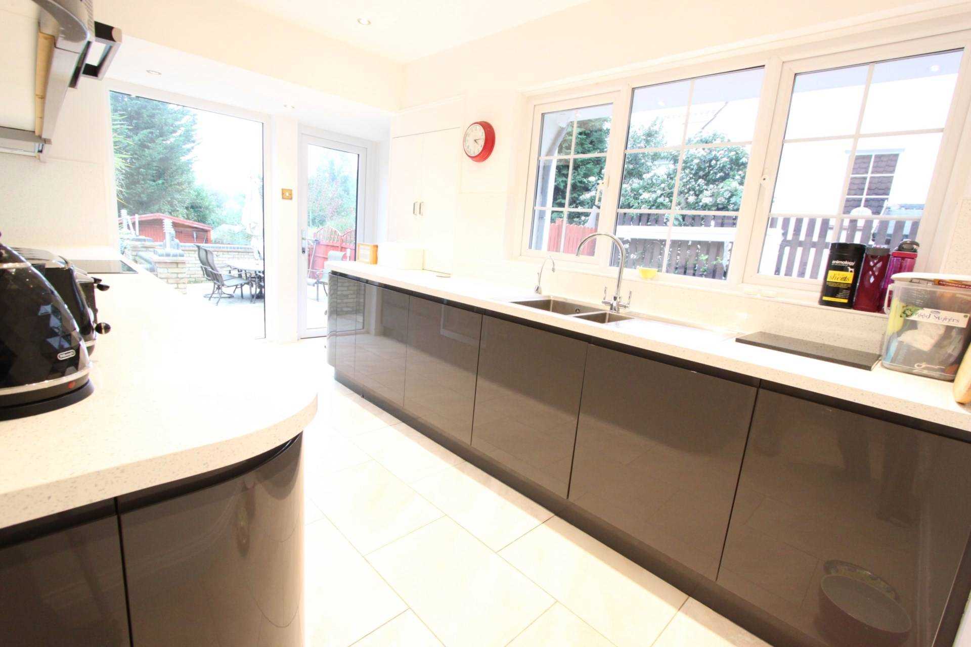 Additional Property Image 3 bedroom Detached for sale in Brentwood 6