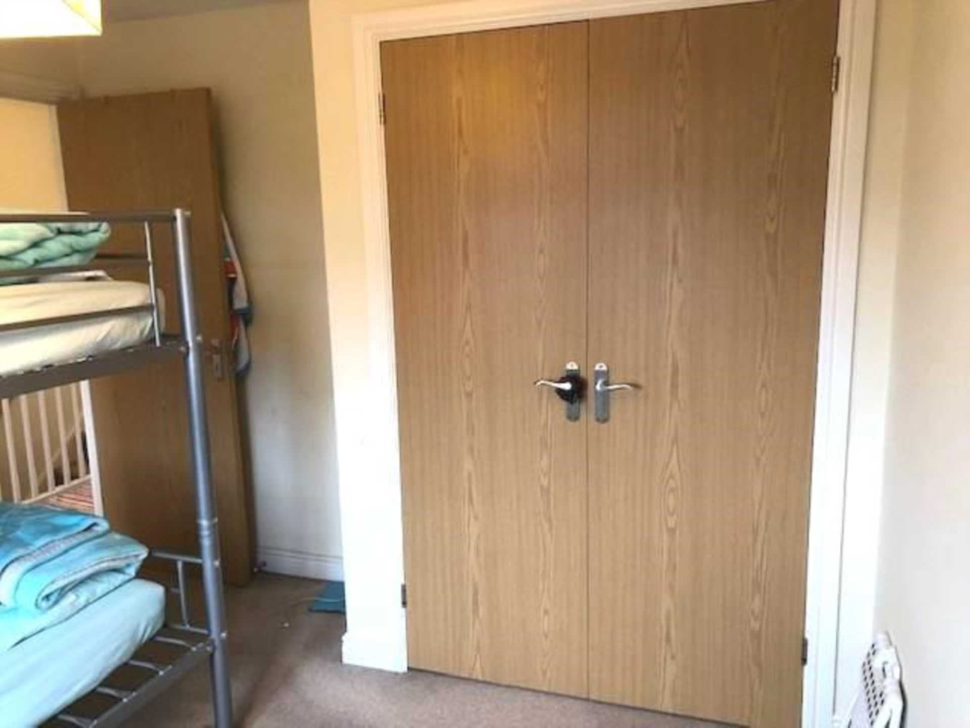 Additional Property Image 3 bedroom End of Terrace to rent in Guildford 18