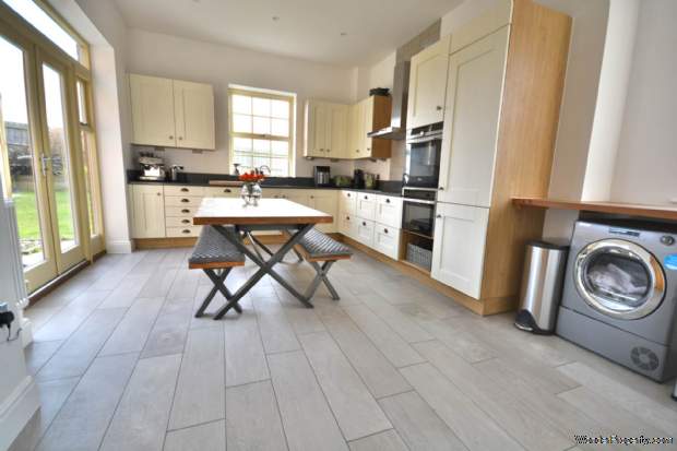 Additional Property Image 5 bedroom Detached for sale in Rugby 17