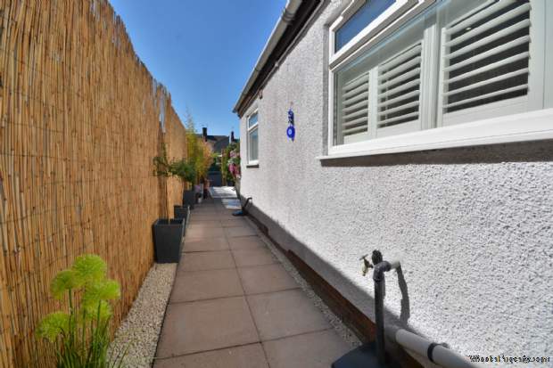 Additional Property Image 2 bedroom Terraced for sale in Rugby 11