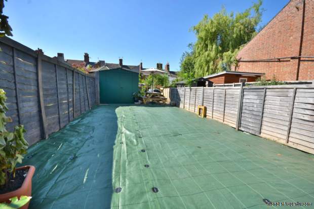 Additional Property Image 2 bedroom Terraced for sale in Rugby 7