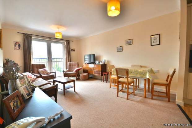 Additional Property Image 2 bedroom Retirement Property for sale in Rugby 2