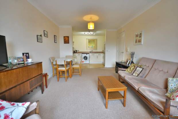 Additional Property Image 2 bedroom Retirement Property for sale in Rugby 6