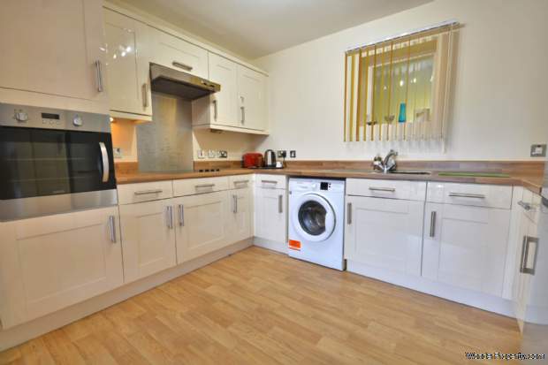 Additional Property Image 2 bedroom Retirement Property for sale in Rugby 7