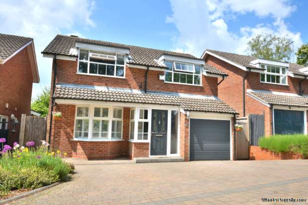 4 bedroom Detached for sale in Rugby