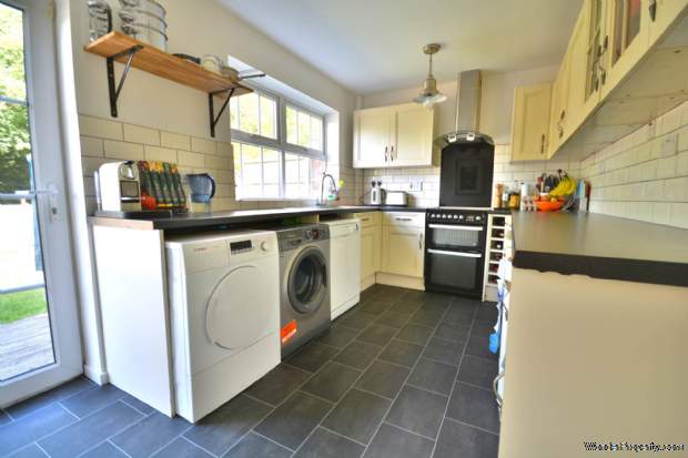 Additional Property Image 4 bedroom Detached for sale in Rugby 3