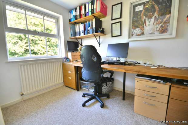 Additional Property Image 4 bedroom Detached for sale in Rugby 12