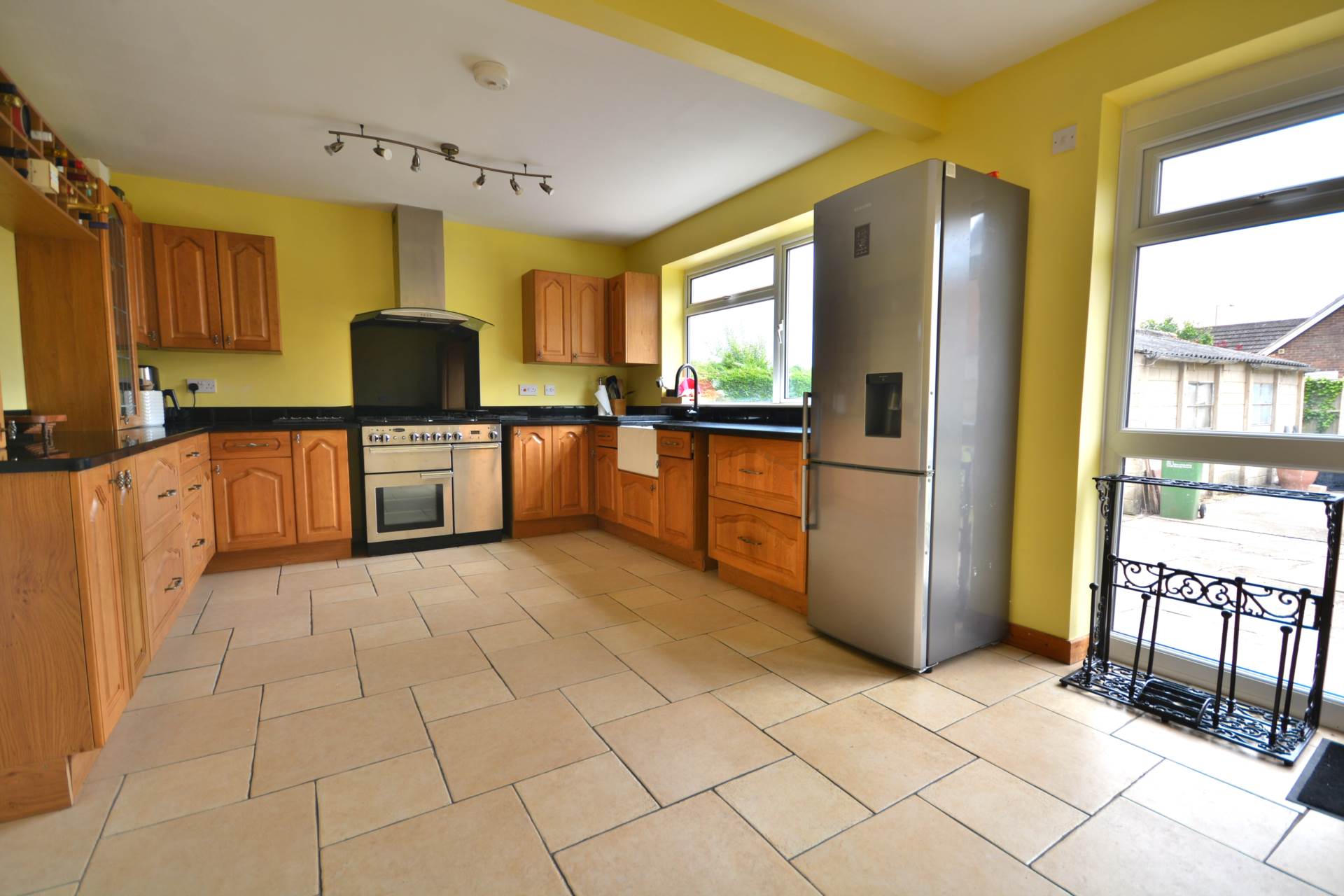 Additional Property Image 4 bedroom Detached for sale in Rugby 2