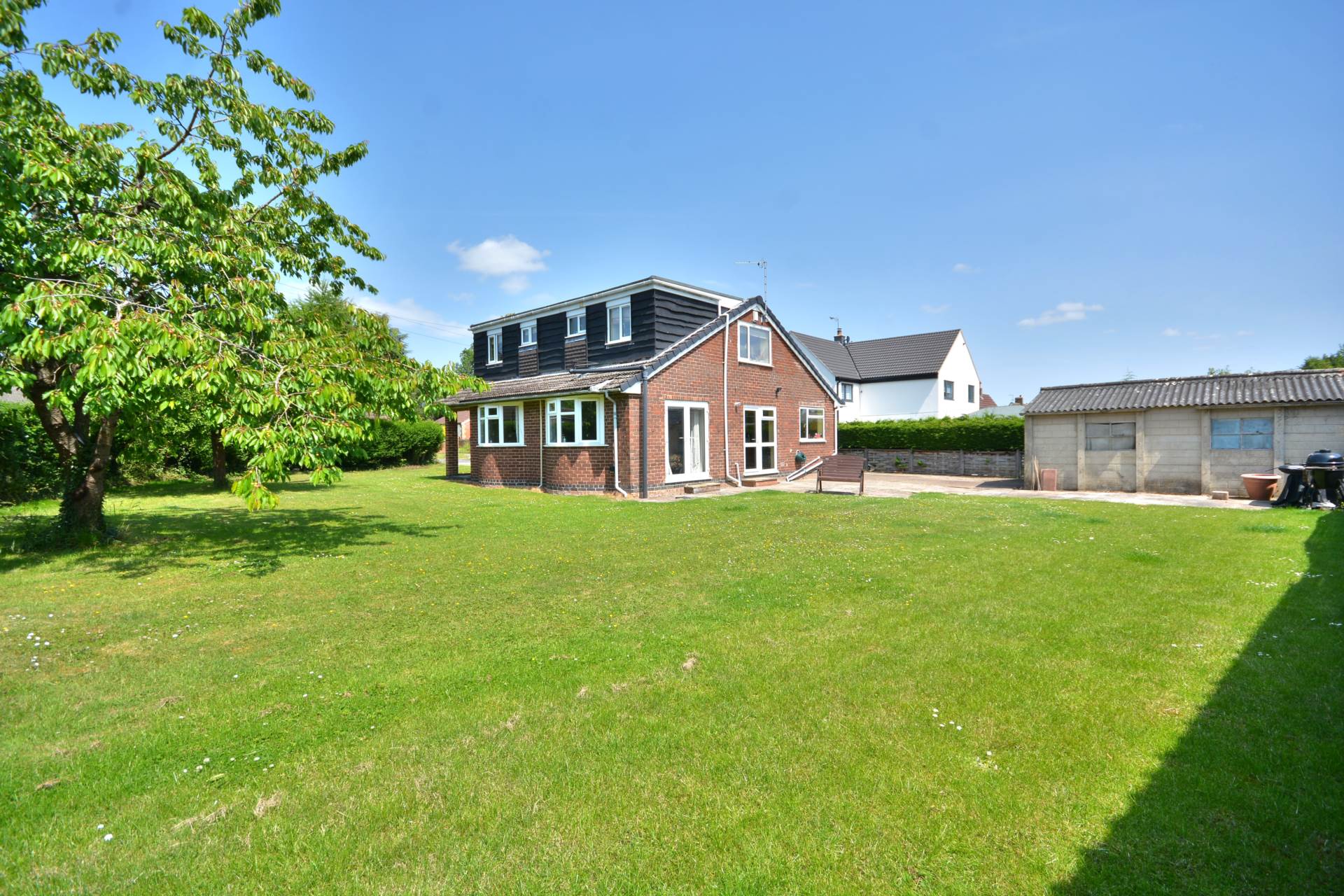 Additional Property Image 4 bedroom Detached for sale in Rugby 18
