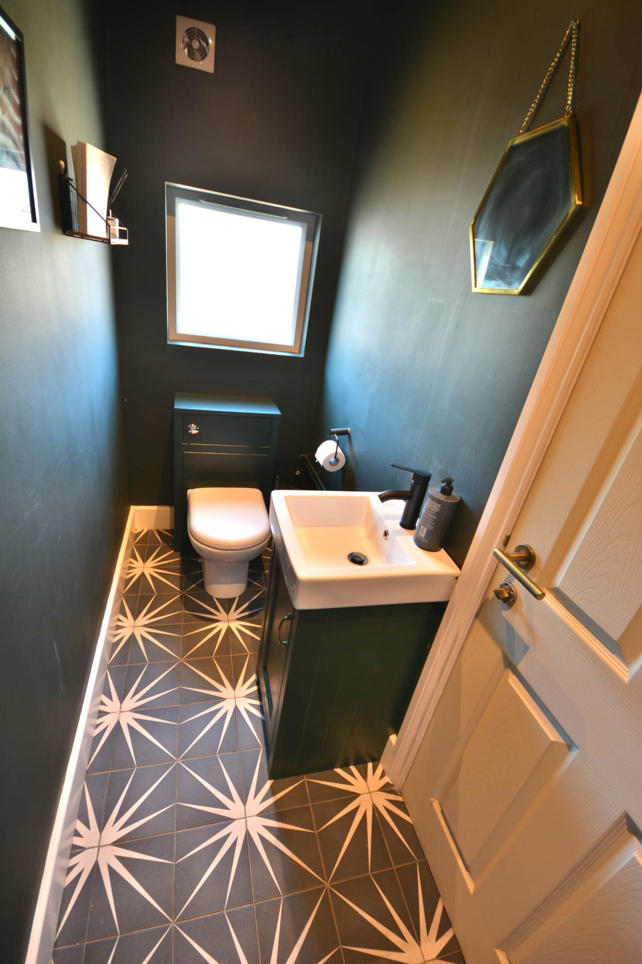 Additional Property Image 5 bedroom Town House for sale in Rugby 10