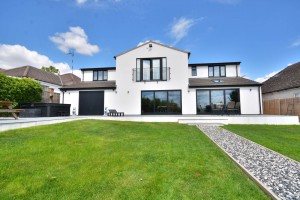 6 bedroom Detached for sale in Rugby