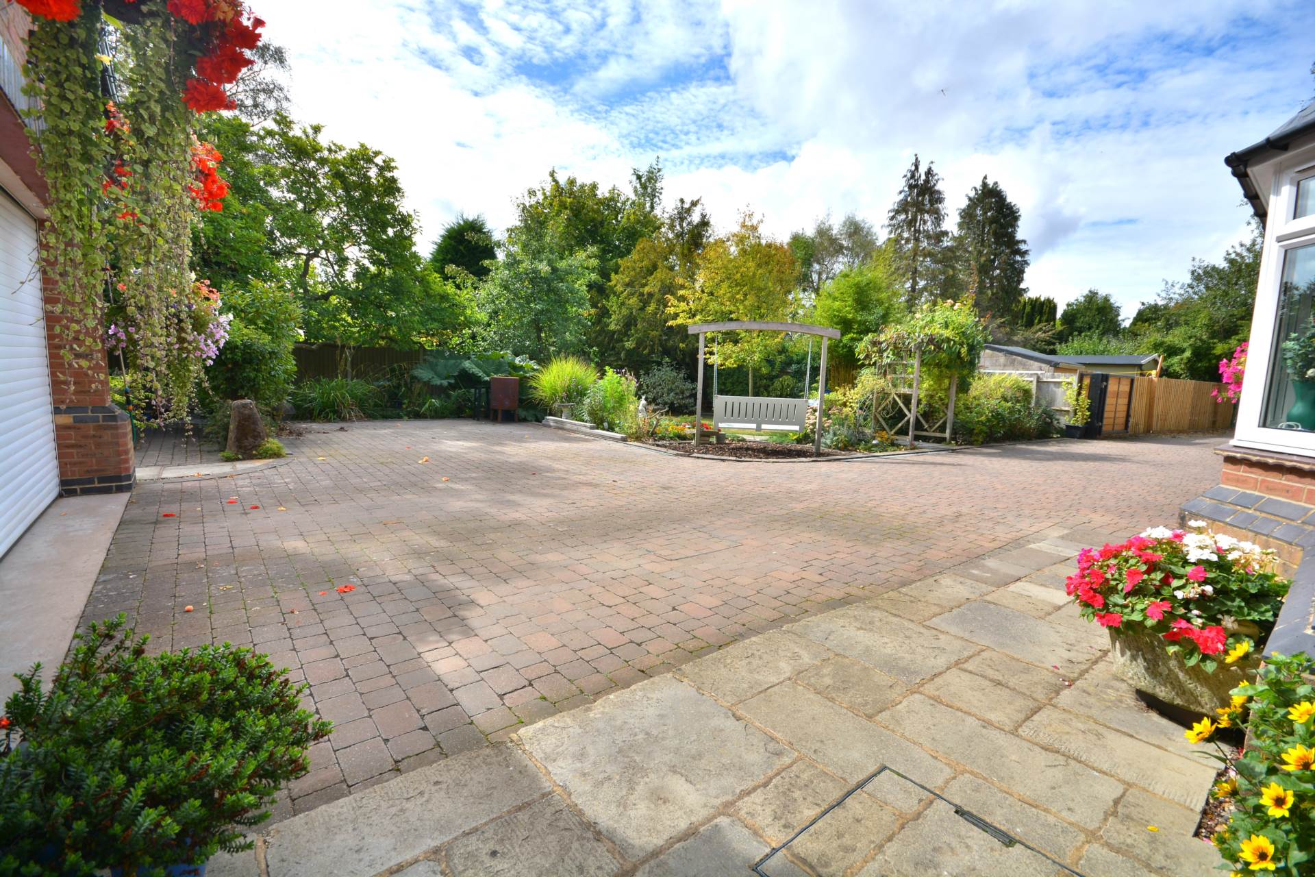 Additional Property Image 5 bedroom Detached for sale in Rugby 34