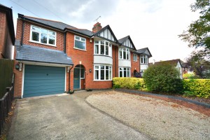 4 bedroom Semi Detached for sale in Rugby