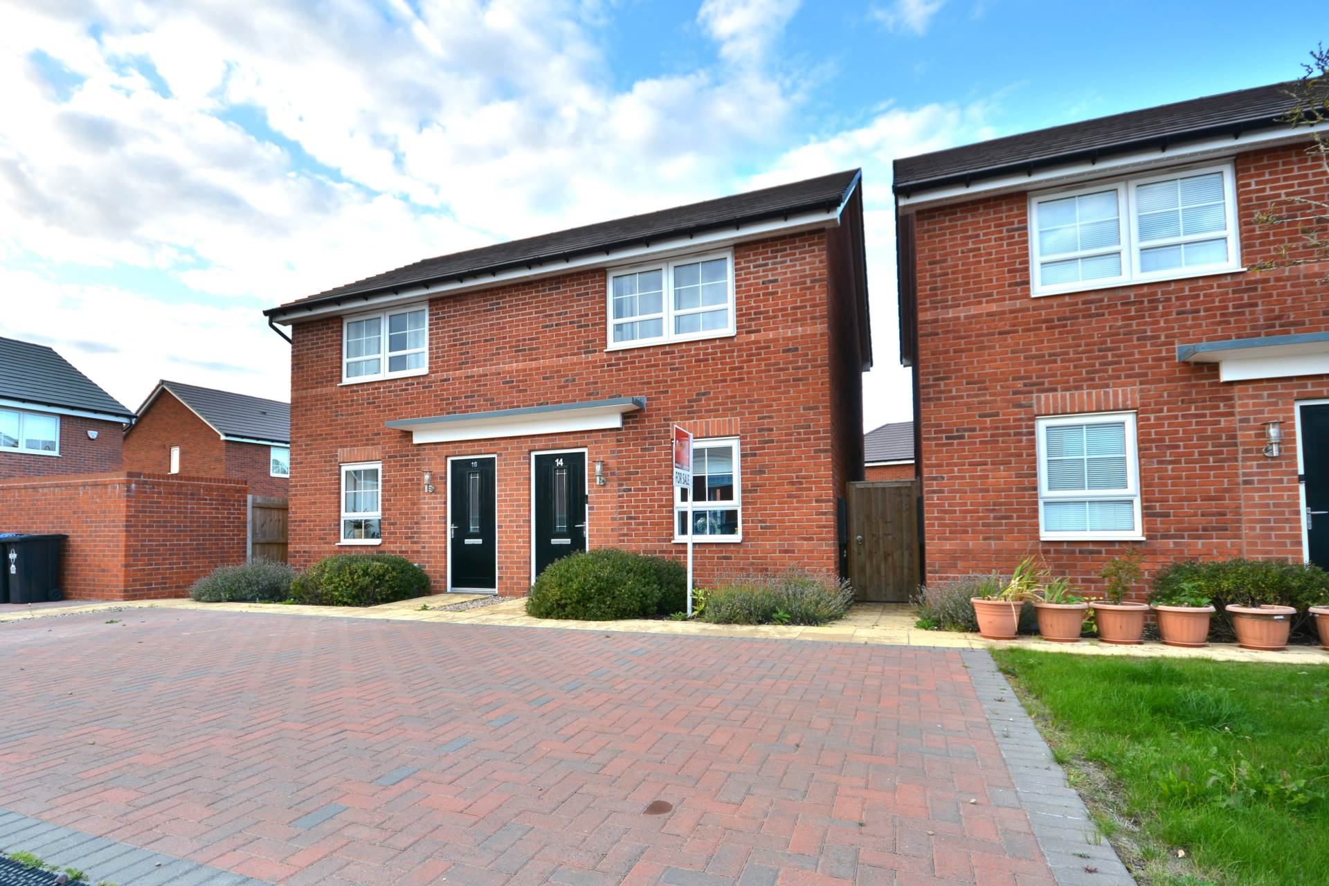 2 bedroom Semi Detached for sale in Rugby