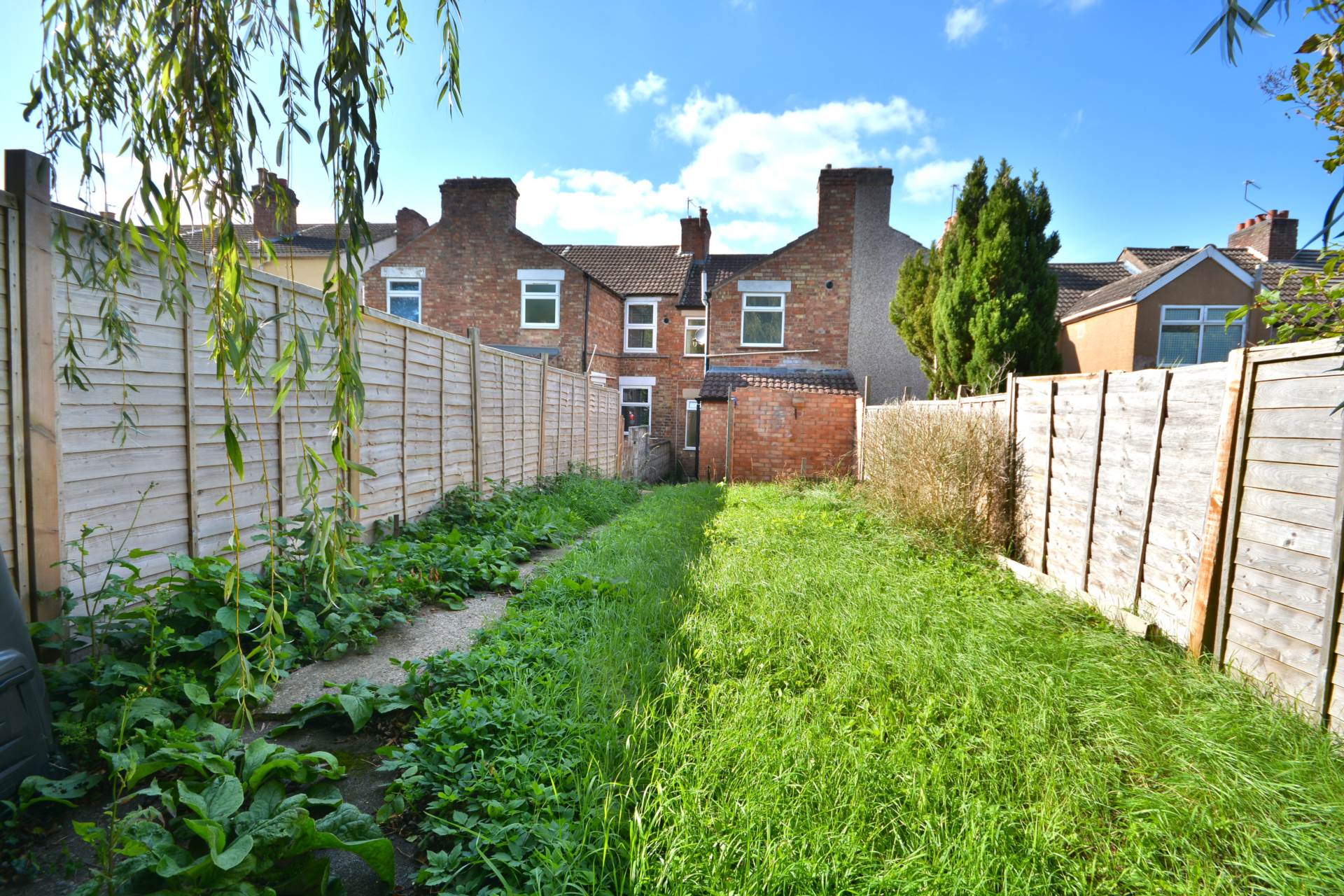 Additional Property Image 2 bedroom Terraced for sale in Rugby 4