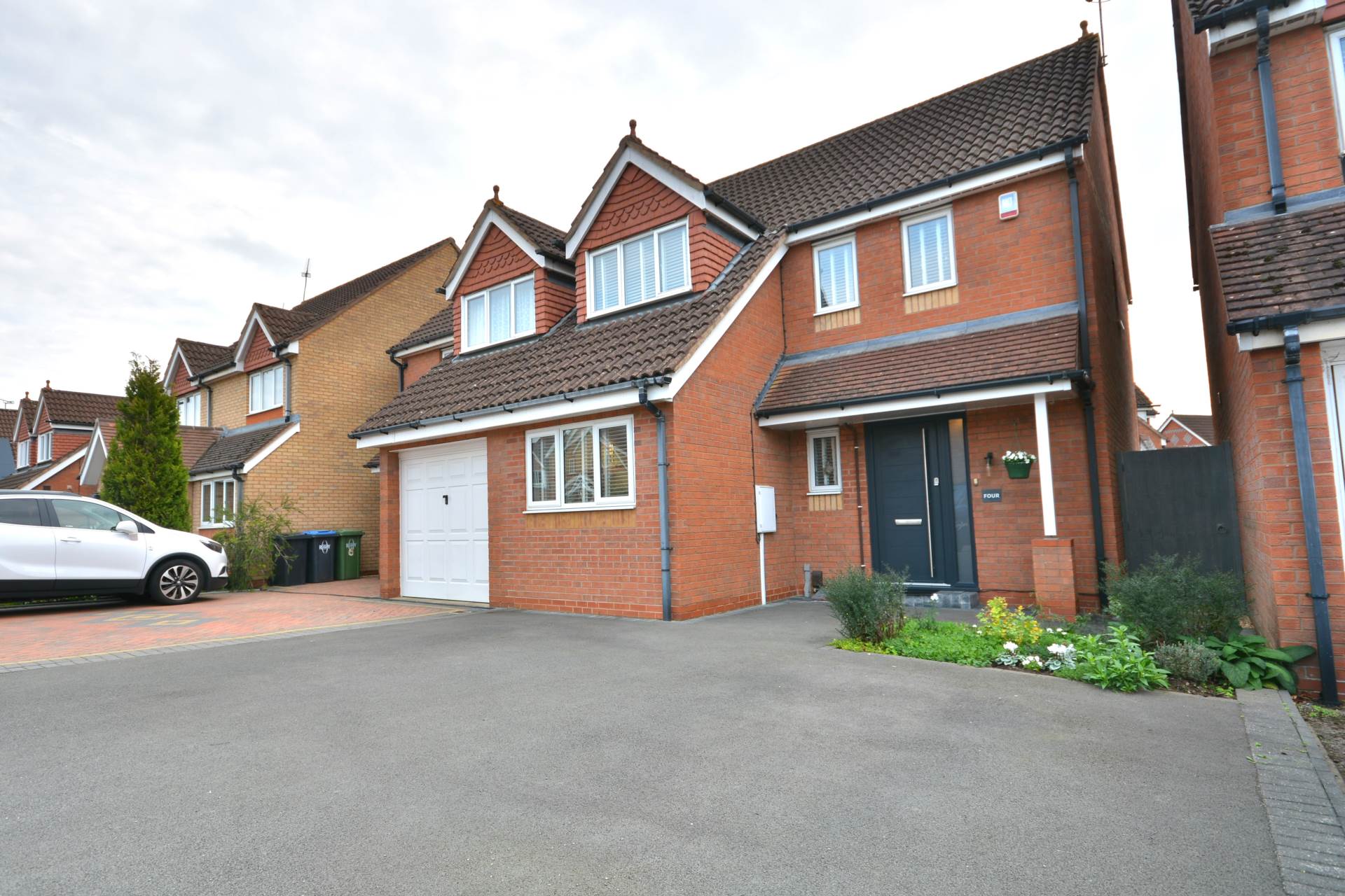 3 bedroom Semi Detached for sale in Rugby