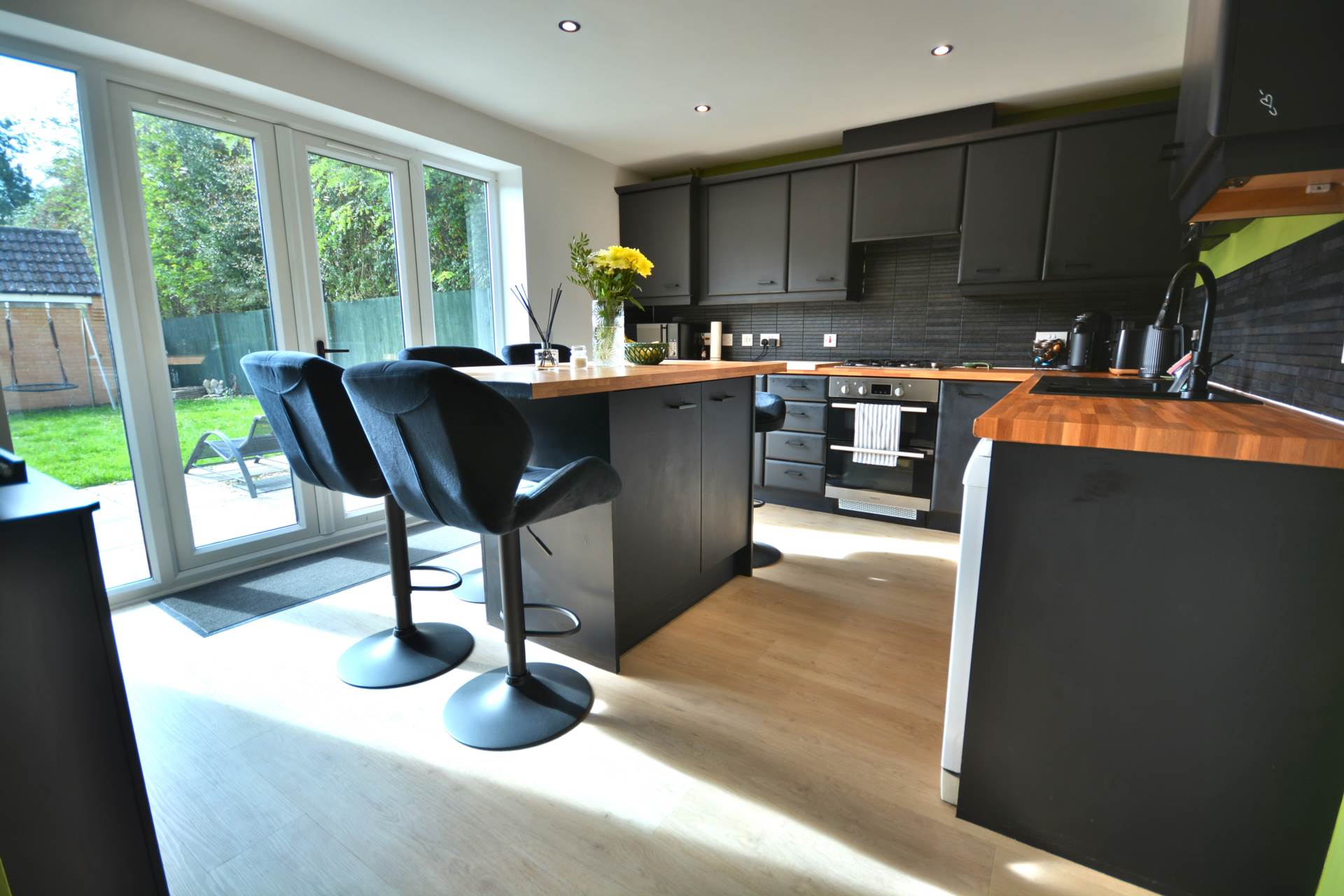 Additional Property Image 4 bedroom Detached for sale in Rugby 2