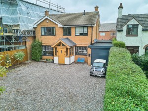 4 bedroom Detached for sale in Rugby