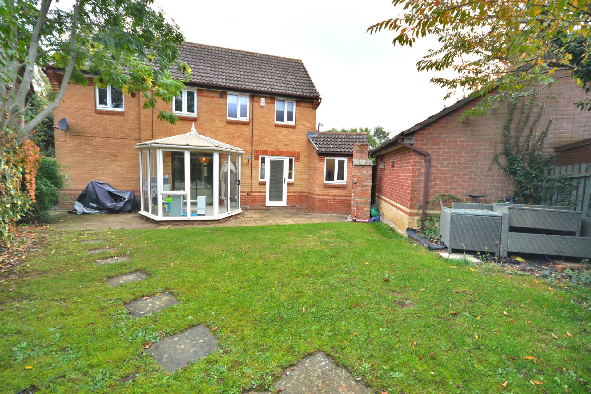 Additional Property Image 4 bedroom Detached for sale in Rugby 4