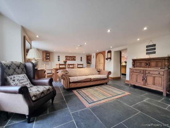 Additional Property Image 3 bedroom Terraced for sale in Bideford 3